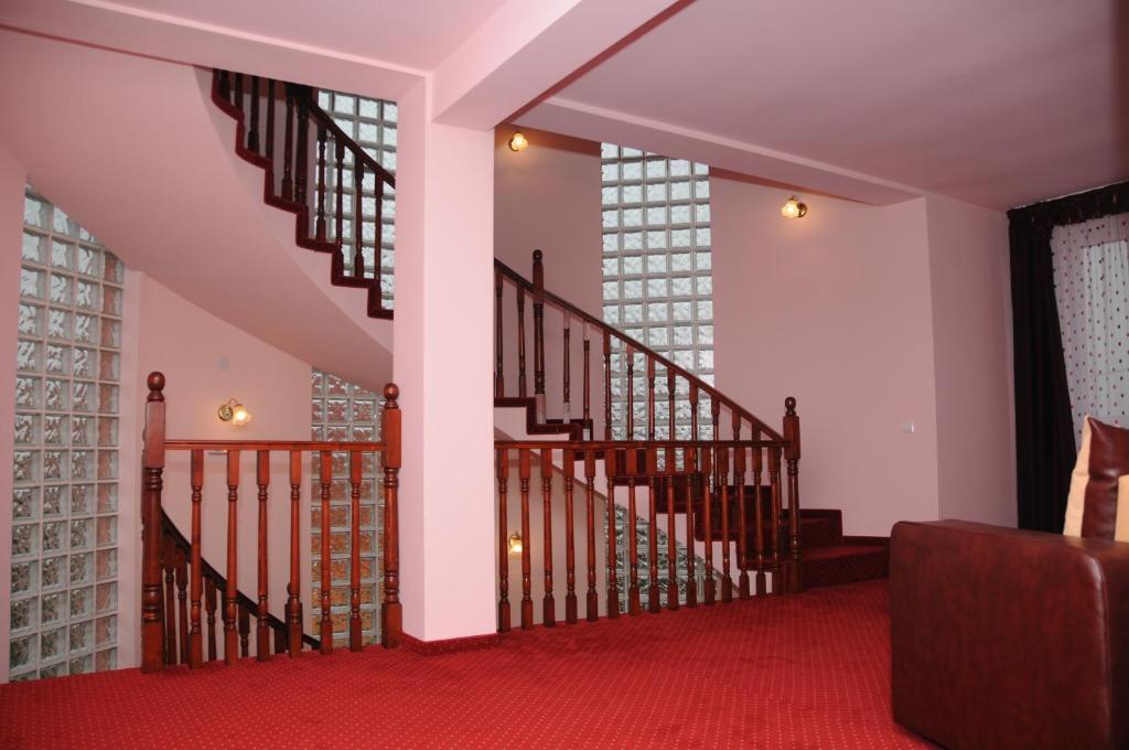 Pension Rozeclas Oradea Luaran gambar