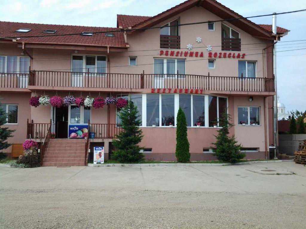 Pension Rozeclas Oradea Luaran gambar